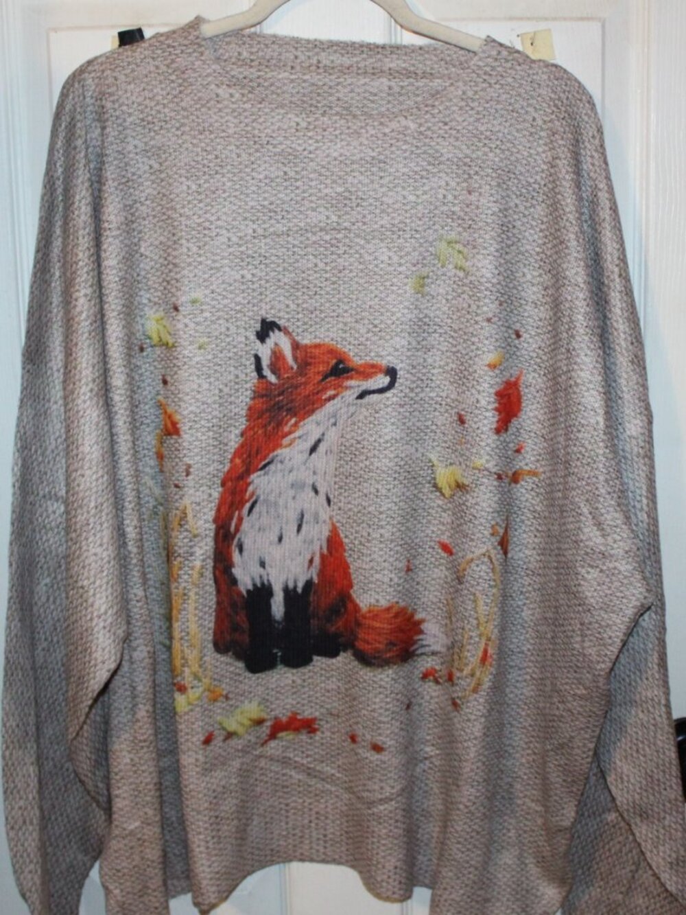 NWT Shein Curve Light weight fox sweater. Super cute. 7X (28W-30W)